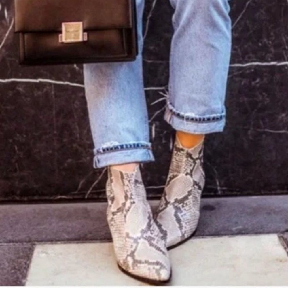 Dolce Vita Karsen Python Snakeskin Ankle Booties Vegan Leather Boots 8